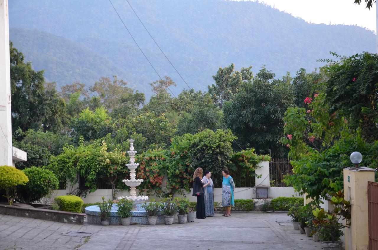 Ganga Vatika Ayurveda Bhavan Hotel Rishikesh Bagian luar foto