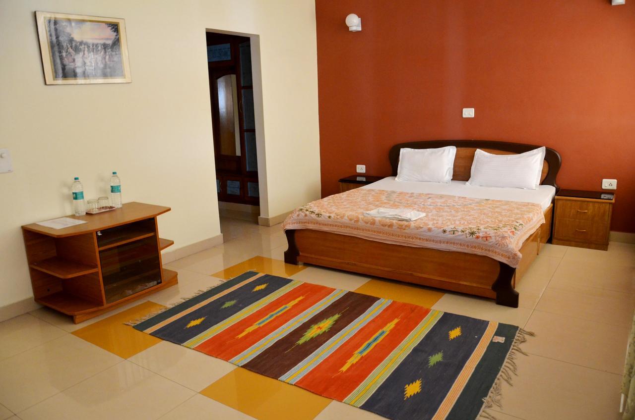 Ganga Vatika Ayurveda Bhavan Hotel Rishikesh Bagian luar foto